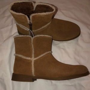 UGG Coletta Boot